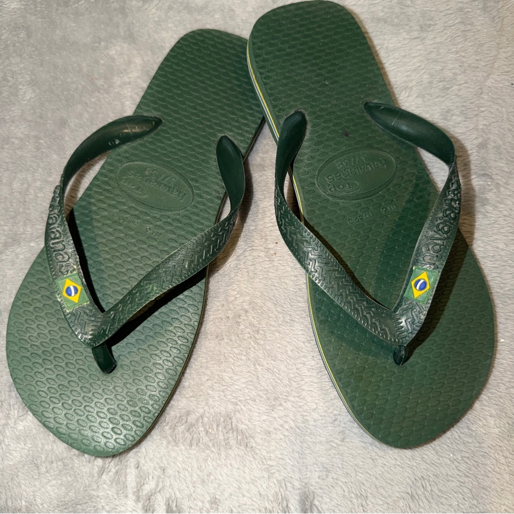 Havaianas Dark Green Flip Flops with Flag Detail